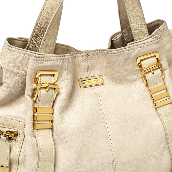 MICHAEL KORS Cream Leather Buckle Side Pocket Shoulder Bag - Picture 5 of 9